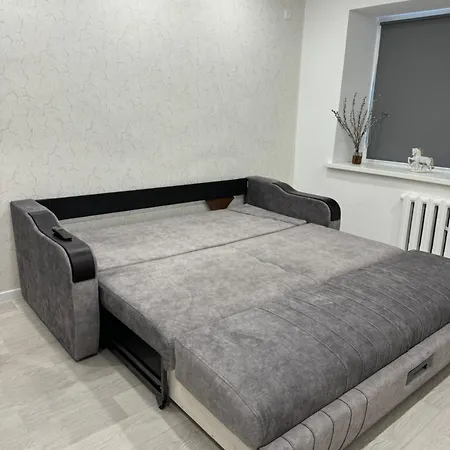 Уютные 2Х Комнатные Апартаменты На Юбилейной Uralsk Exterior photo